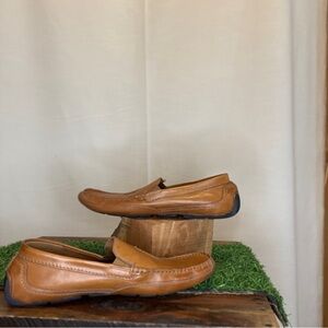 Clark’s Men's Tan Loafers Men’s 10.5